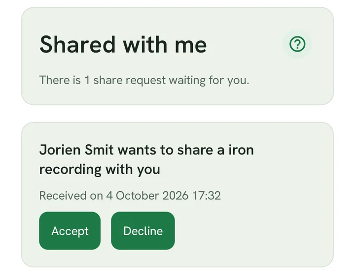A share request with the Accept and Decline buttons