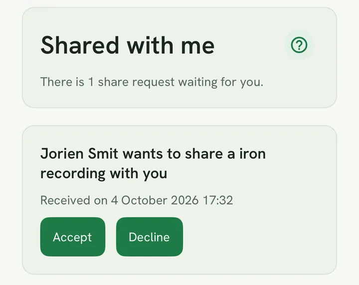 A share request with the Accept and Decline buttons